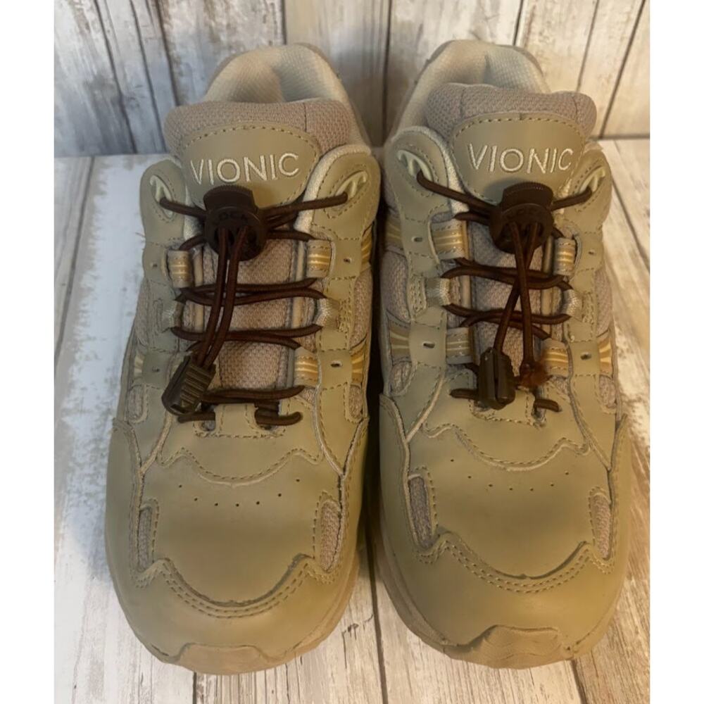Vionic Shoes Taupe Women's Walker Classic Size 7